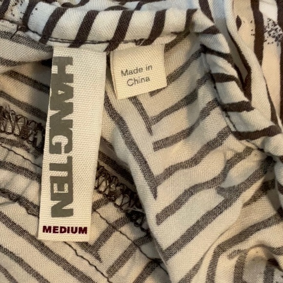 HANG TEN RUFFELD TIE BACK TOP SIZE MEDIUM - Picture 4 of 5